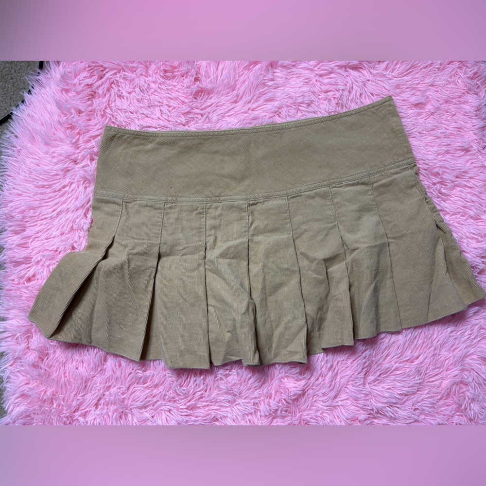 Aeropostale Khaki Corduroy Pleated Skirt - Picture 4 of 4